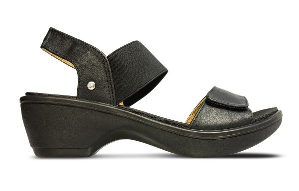 Valencia Backstrap Wedge